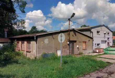                                     Prodej souboru "Lešetínská zděný objekt 2", budova č.p. 533 a jednoho pozemku, pozemky celkem 689 m2, z majetku Liberty Ostrava 
                                