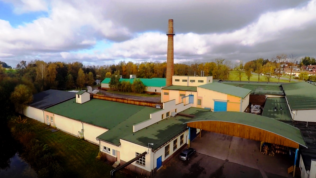 VEŘEJNÁ DRAŽBA - Výrobní areál tkalcovny Weaving Studenec s.r.o., s velkým pozemkovým zázemím 36.663 tis. m2, Studenec, Semily