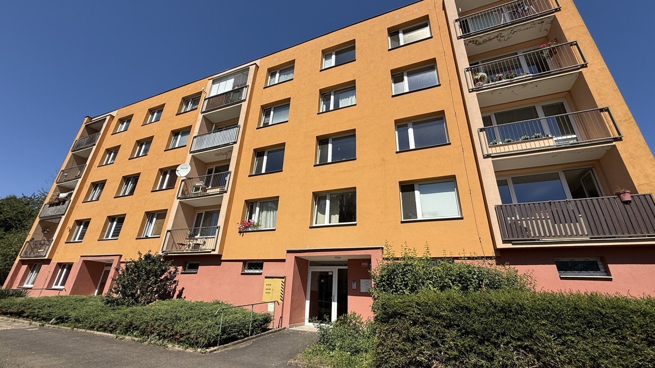 Prodej bytové jednotky, dispozice 3+1, podlahová plocha vč. příslušenství 84 m2, ul. Šumavská, Ústí nad Labem