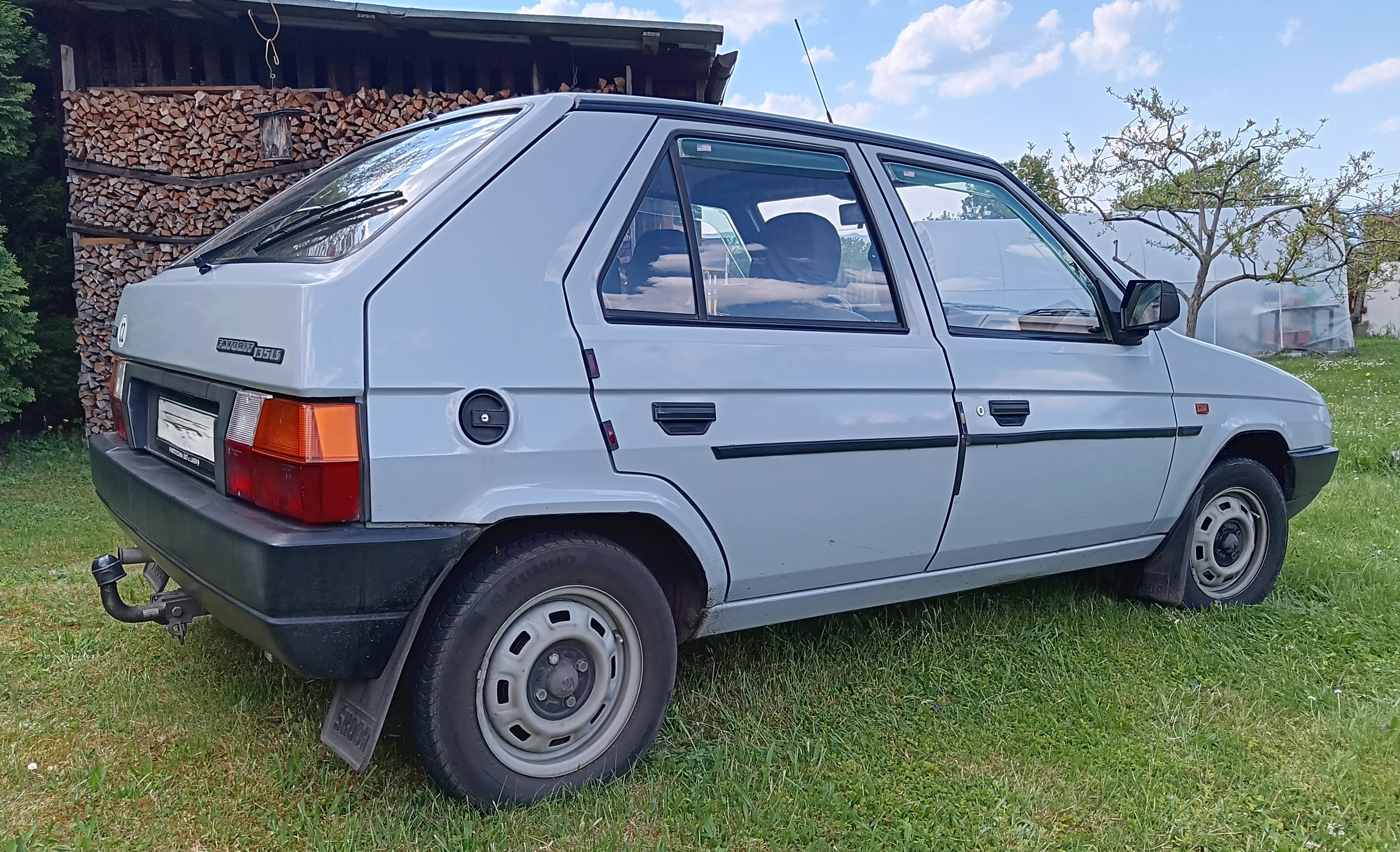 Prodej osobního automobilu Škoda FAVORIT 135S ,  první registrace 1991,  najeto 41.400 km, VIDEO