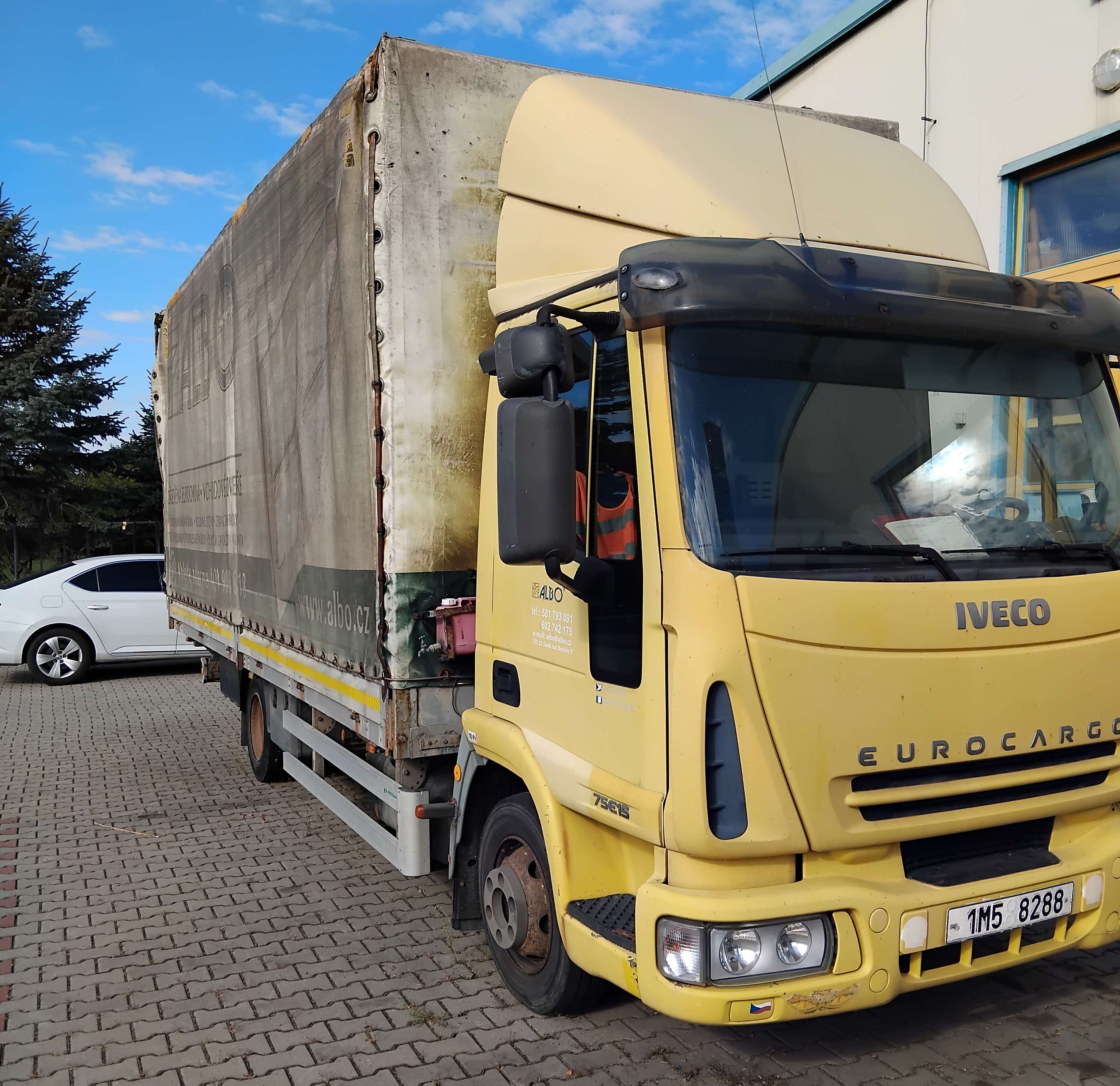 IVECO EUROCARGO ML 75E15 ZCFA75B, 3920ccm, 110 kW, VIN: ZCFA75B0202430199, registrace 2004, z majetku ALBO okna - dveře s.r.o.