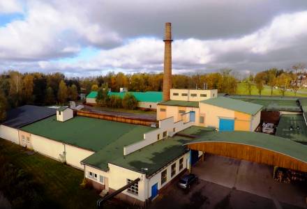                                     VEŘEJNÁ DRAŽBA - Výrobní areál tkalcovny Weaving Studenec s.r.o., s velkým pozemkovým zázemím 36.663 tis. m2, Studenec, Semily
                                