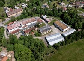 Prodej výrobně skladovacího areálu v obci Raspenava, Liberecký kraj, celková plocha areálu činí 24.366m2